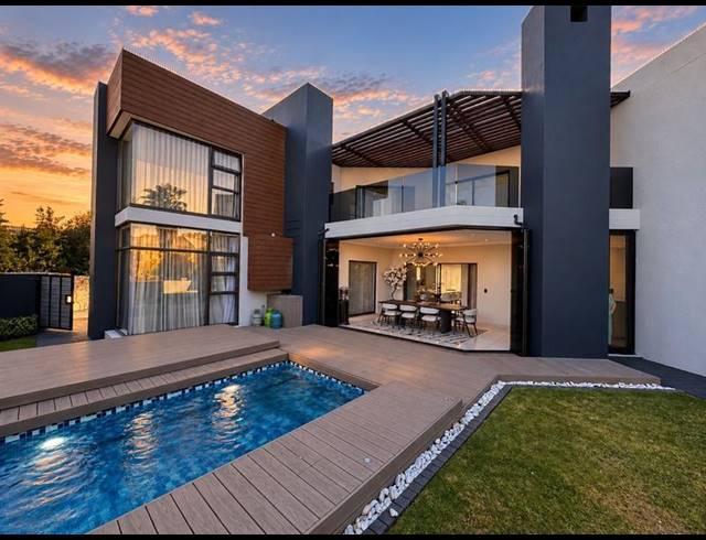5 BEDROOM HOUSE FOR SALE IN MIDLANDS ESTATE